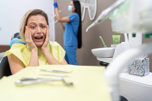 Best Emergency Dental Care for Broken or Chipped Teeth in Halstead, KS